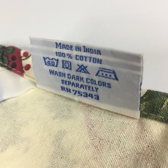 April Cornell 13 x 67 Christmas Table Runner Holly Berries Chickadee 100% Cotton - Picture 14 of 16